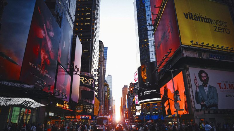 1. What is an Outdoor LED Display?