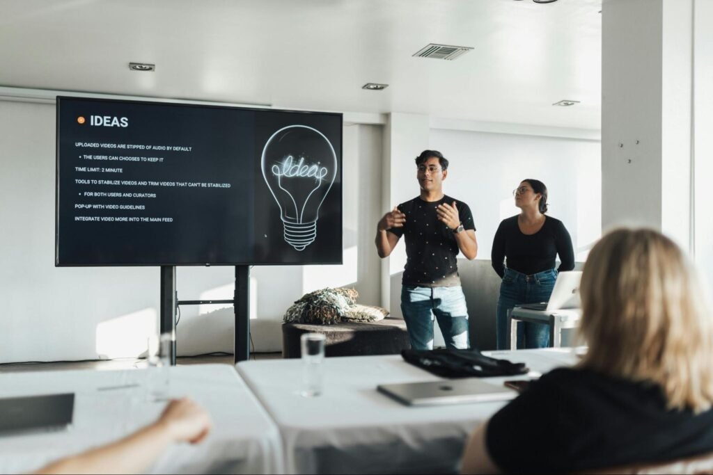 2. How Businesses Benefit from Using Advanced Video Wall Displays