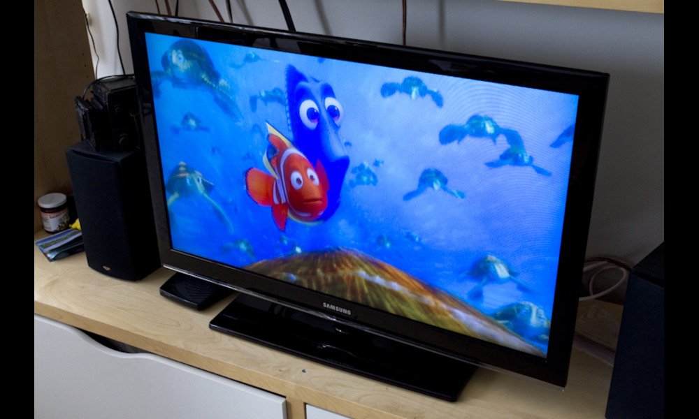 3. Advantages of LCD