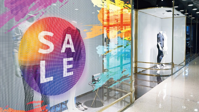 Retail Applications for Transparent LED Display